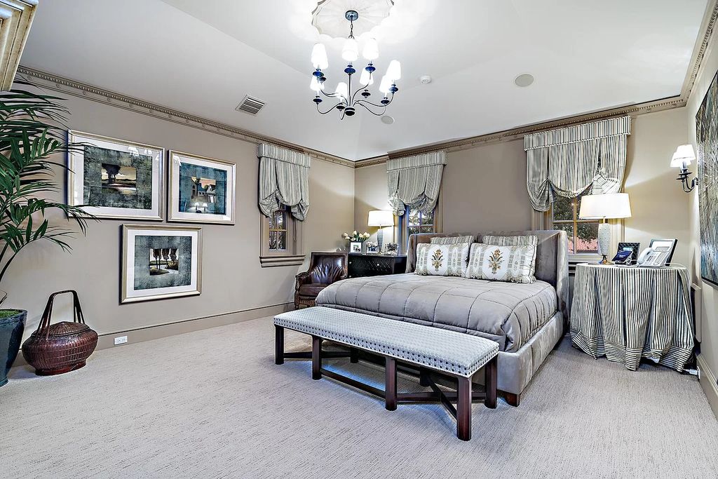 The Mansion in Boca Raton, one of the most celebrated estates in the Royal Palm Yacht & County Club encompasses luxurious living with stunning flagstone terraces, a resort-style pool, and grand entertainment loggia is now available for sale. This home located at 200 W Coconut Palm Rd, Boca Raton, Florida