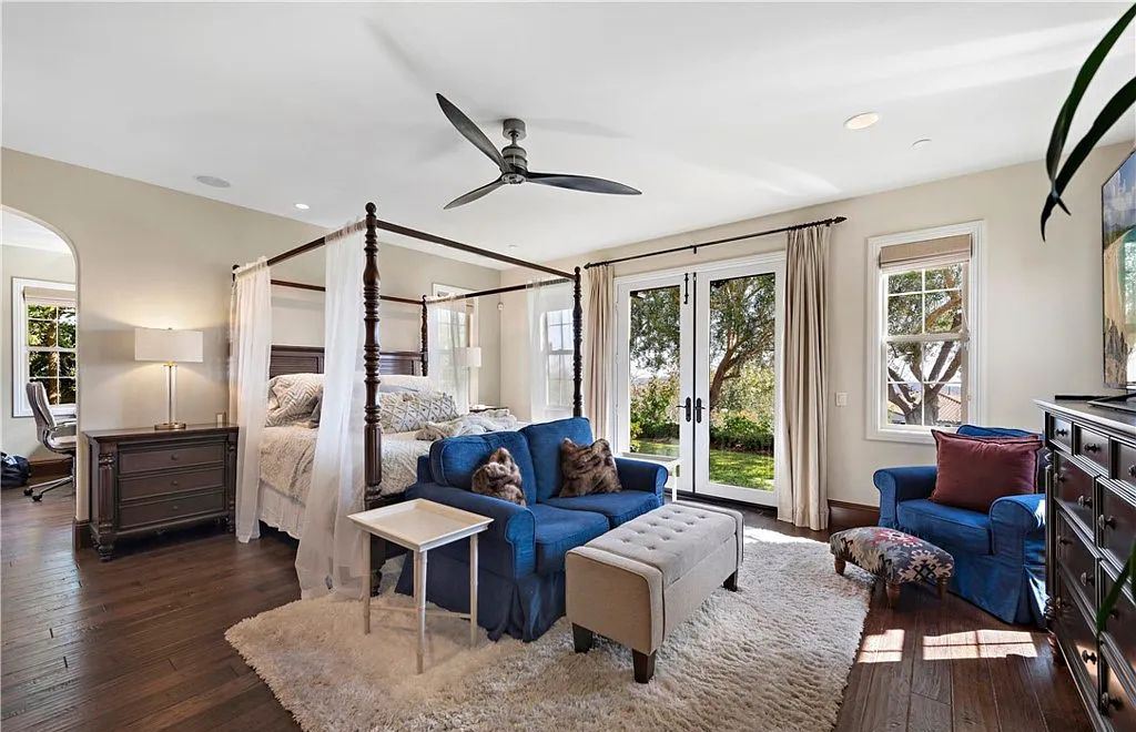 The Home in San Clemente, a beautifully upgraded residence offers panoramic ocean, valley, hill and city-light views from indoor and outdoor living areas is now available for sale. This home located at 18 Via Alcamo, San Clemente, California