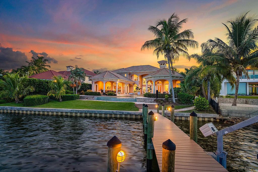 The Estate in Jupiter, a spectacular home with-in minutes to the Atlantic Ocean offering amazing water life is now available for sale. This home located at 19010 Loxahatchee River Rd, Jupiter, Florida