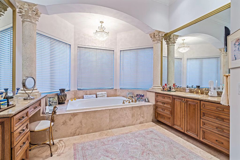 The Estate in Jupiter, a spectacular home with-in minutes to the Atlantic Ocean offering amazing water life is now available for sale. This home located at 19010 Loxahatchee River Rd, Jupiter, Florida