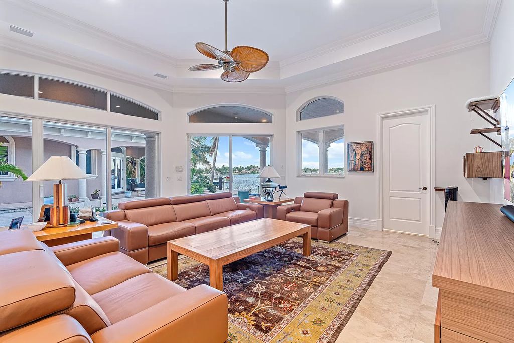 The Estate in Jupiter, a spectacular home with-in minutes to the Atlantic Ocean offering amazing water life is now available for sale. This home located at 19010 Loxahatchee River Rd, Jupiter, Florida