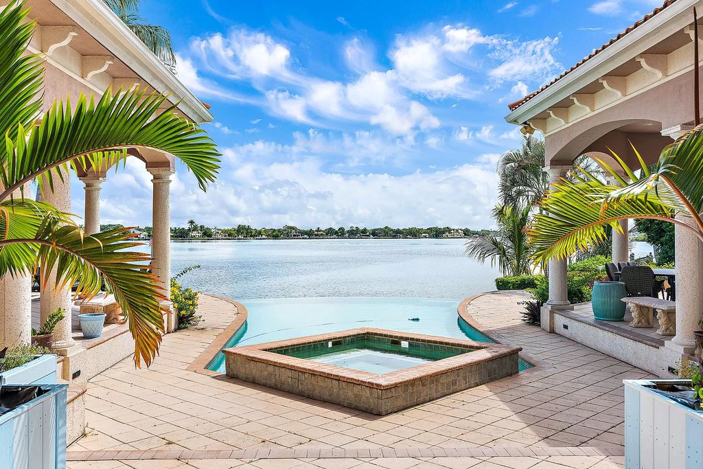 The Estate in Jupiter, a spectacular home with-in minutes to the Atlantic Ocean offering amazing water life is now available for sale. This home located at 19010 Loxahatchee River Rd, Jupiter, Florida