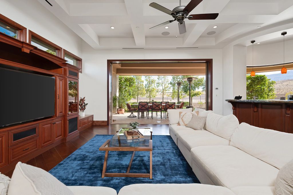 The Home in Las Vegas, an entertainer's dream at the end of a cul-de-sac with unobstructed mountain views boasting large, bright rooms, pocketing doors and windows as well as an abundance of natural light is now available for sale. This home located at 15 Bright Hollow Ct, Las Vegas, Nevada