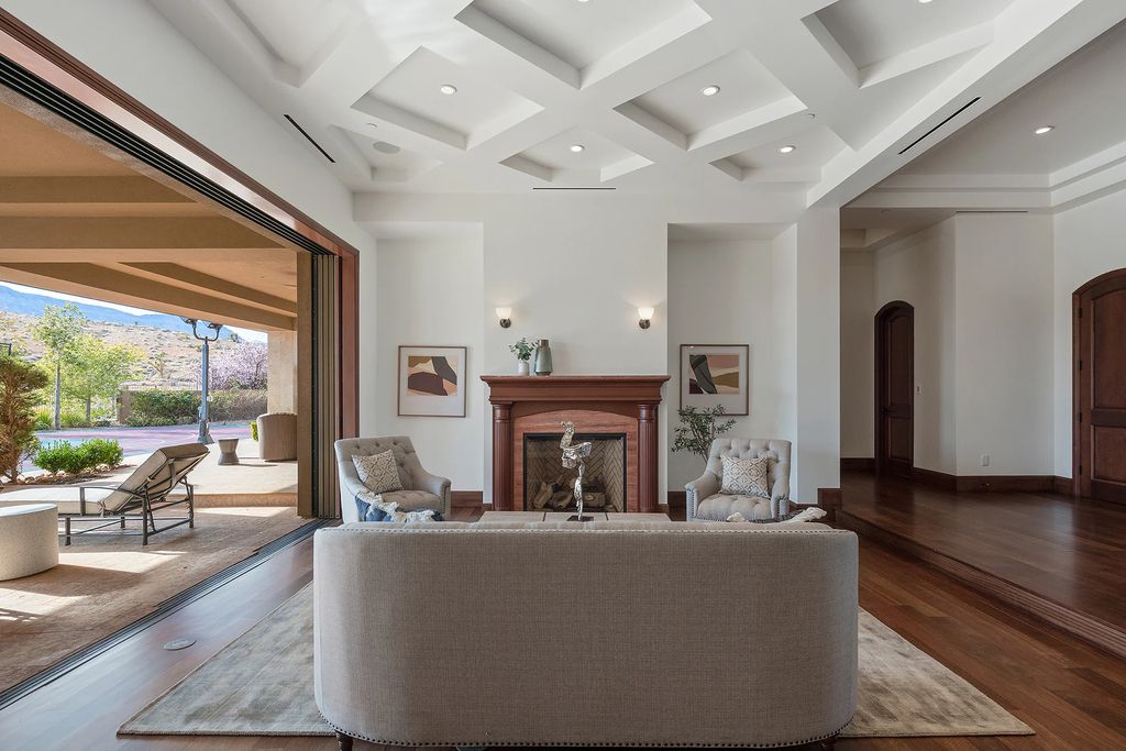 The Home in Las Vegas, an entertainer's dream at the end of a cul-de-sac with unobstructed mountain views boasting large, bright rooms, pocketing doors and windows as well as an abundance of natural light is now available for sale. This home located at 15 Bright Hollow Ct, Las Vegas, Nevada