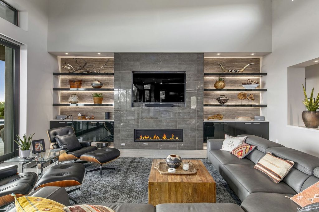 The Home in Scottsdale, a stunning desert contemporary estate which all on one level with open, airy and inviting floor plan encourages the seamless indoor outdoor living experience that is so unique to Arizona  is now available for sale. This home located at 39813 N 103rd Way, Scottsdale, Arizona