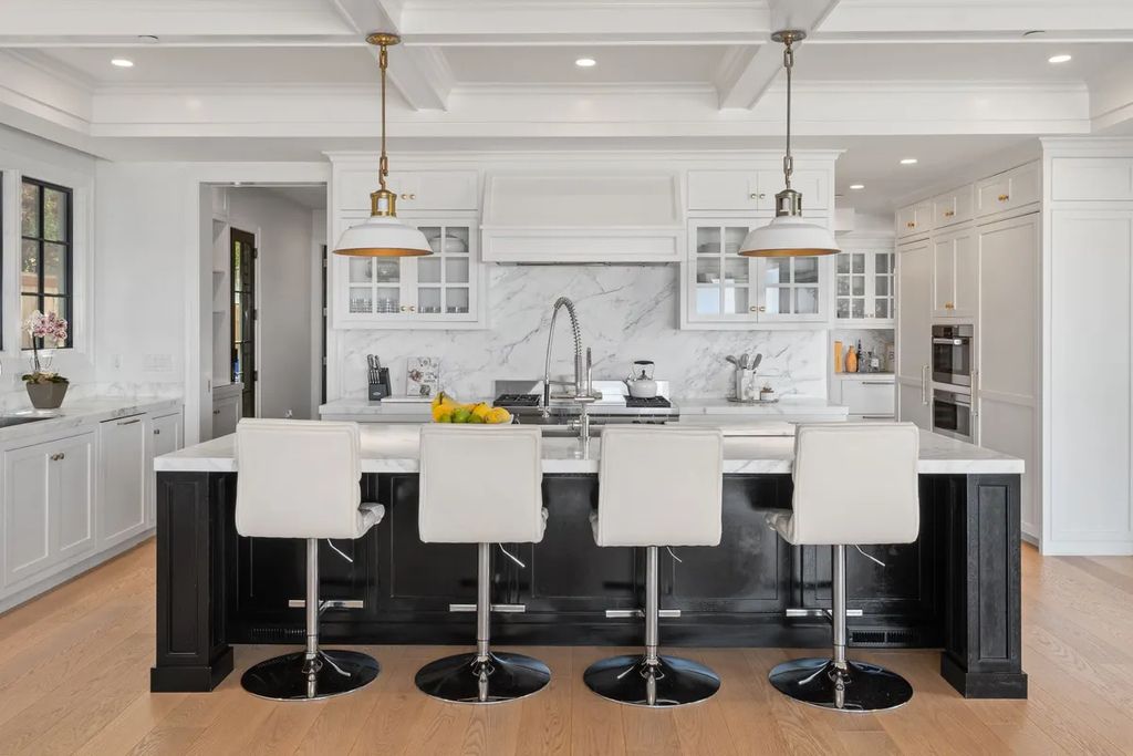 1436 Muirlands Dr, La Jolla, California is a family retreat in the heart of the Old Muirlands was classically designed and expertly built with precision and time honored craftsmanship.