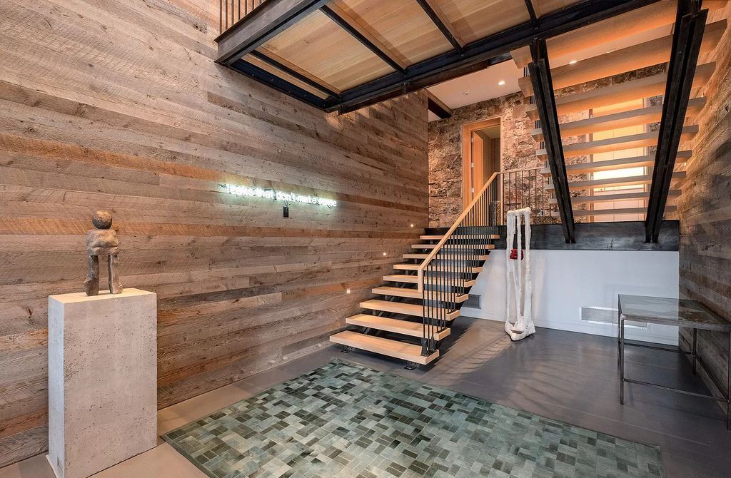 The Estate in Park City is a luxurious home full of handcrafted details, contemporary finishes, top-of-the-line appliances, and the latest in smart home systems now available for sale. This home located at 915 Mellow Mtn, Park City, Utah; offering 05 bedrooms and 07 bathrooms with 6,632 square feet of living spaces.