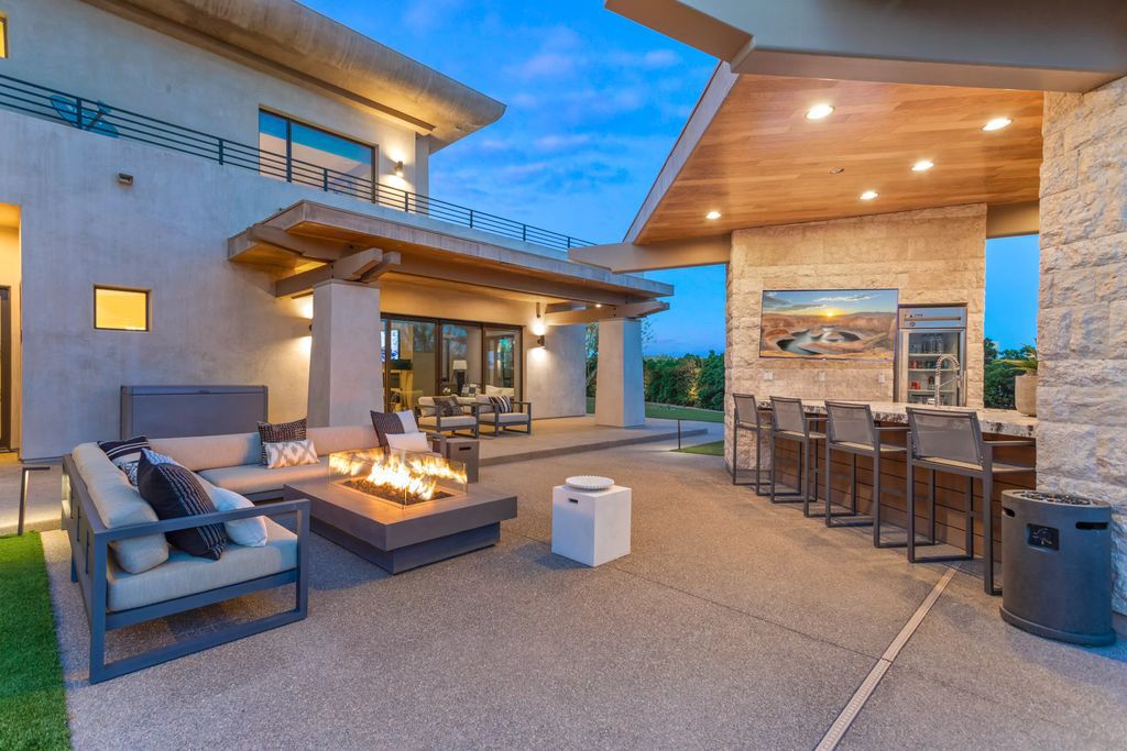The Home in Las Vegas, an exceptional property boasts the pinnacle of luxury living with amazing entertaining features including resort-style backyard, pool & spa, elevator, kitchen pavilion, fire table, & an expansive turf area and more is now available for sale. This home located at 16 Flying Cloud Ln, Las Vegas, Nevada