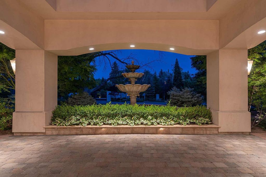 631 California Avenue, Reno, Nevada is a historic mansion has been meticulously restored using only the finest materials and craftsmanship boasting panoramic views of Downtown Reno, and surrounding Mountains.