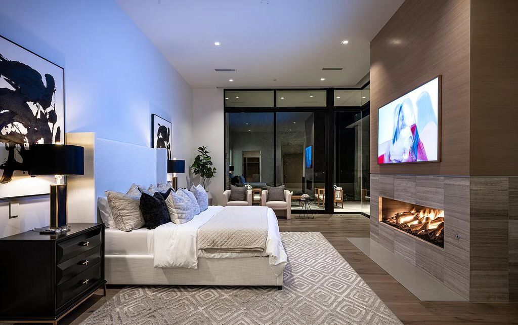 The Home in Scottsdale, a contemporary Bing Hu masterpiece located in the prestigious country club neighborhood of DC Ranch raises the bar for excellence is now available for sale. This home located at 9820 E Thompson Peak Pkwy UNIT 826, Scottsdale, Arizona