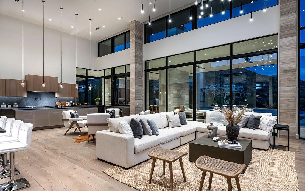 The Home in Scottsdale, a contemporary Bing Hu masterpiece located in the prestigious country club neighborhood of DC Ranch raises the bar for excellence is now available for sale. This home located at 9820 E Thompson Peak Pkwy UNIT 826, Scottsdale, Arizona