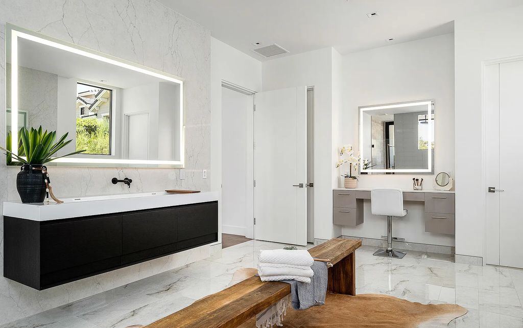 The Home in Scottsdale, a contemporary Bing Hu masterpiece located in the prestigious country club neighborhood of DC Ranch raises the bar for excellence is now available for sale. This home located at 9820 E Thompson Peak Pkwy UNIT 826, Scottsdale, Arizona