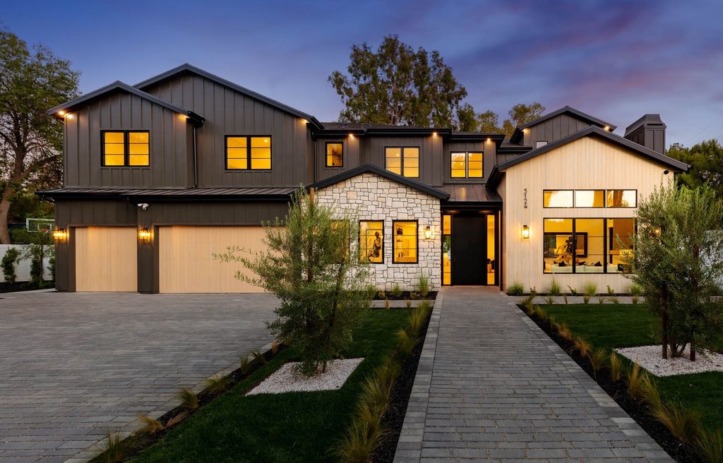 The Home in Tarzana, a secluded residence has been meticulously crafted with luxury comfort in mind offering an exquisite living experience is now available for sale. This home located at 5124 Calvin Ave, Tarzana, California