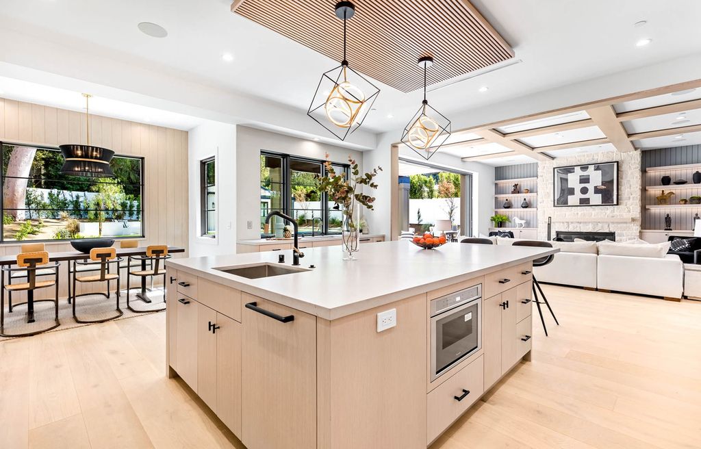The Home in Tarzana, a secluded residence has been meticulously crafted with luxury comfort in mind offering an exquisite living experience is now available for sale. This home located at 5124 Calvin Ave, Tarzana, California
