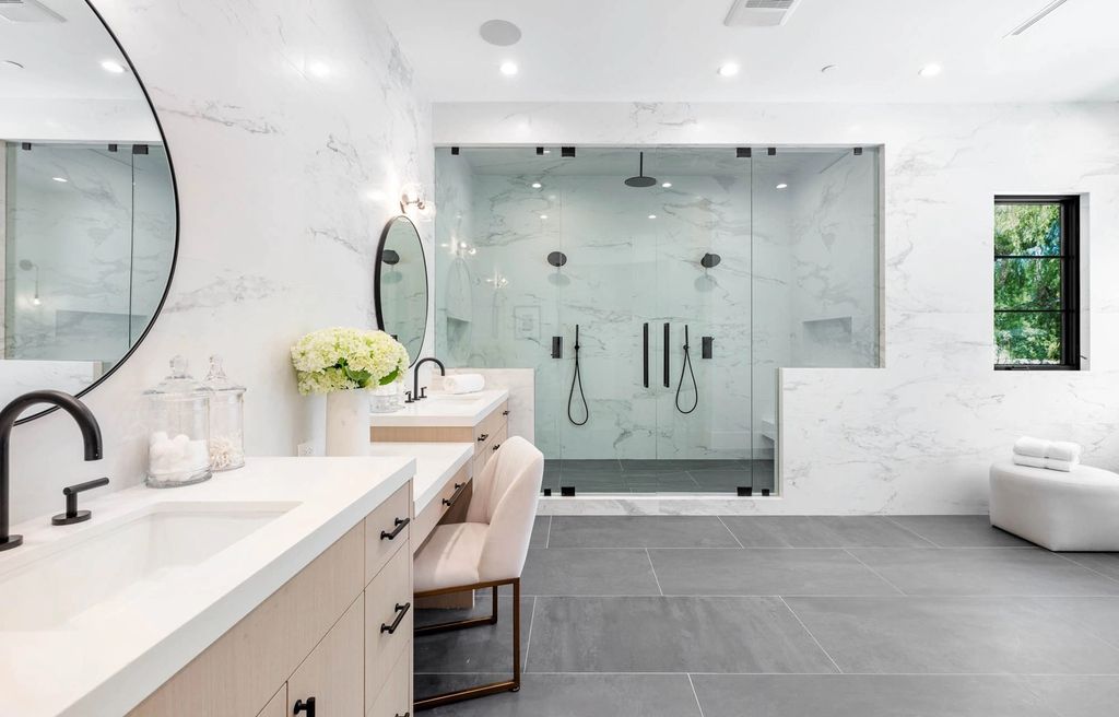 The Home in Tarzana, a secluded residence has been meticulously crafted with luxury comfort in mind offering an exquisite living experience is now available for sale. This home located at 5124 Calvin Ave, Tarzana, California
