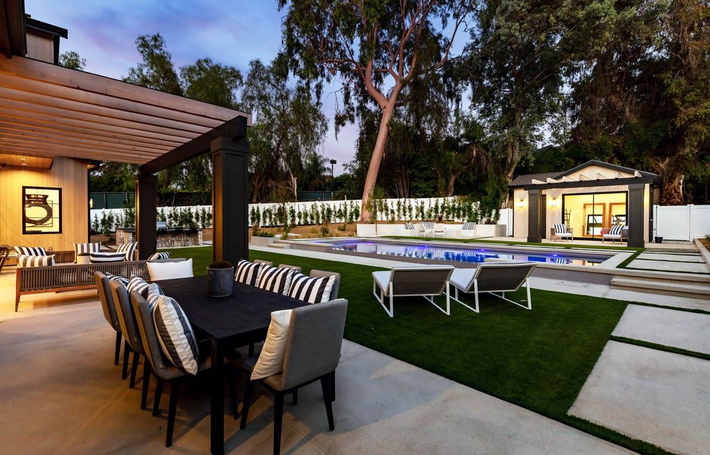 The Home in Tarzana, a secluded residence has been meticulously crafted with luxury comfort in mind offering an exquisite living experience is now available for sale. This home located at 5124 Calvin Ave, Tarzana, California