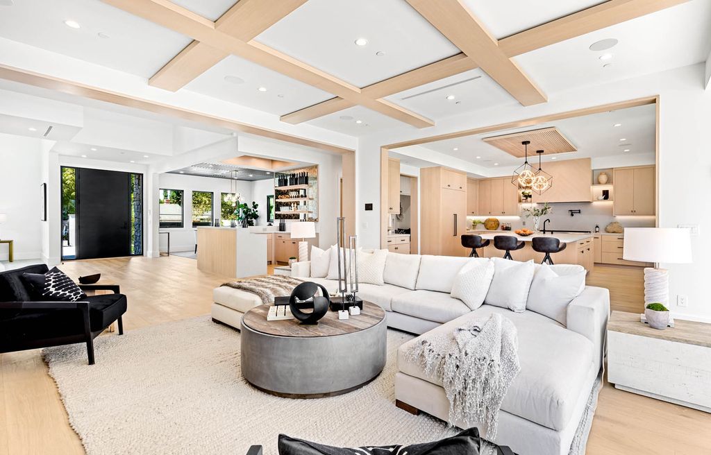 The Home in Tarzana, a secluded residence has been meticulously crafted with luxury comfort in mind offering an exquisite living experience is now available for sale. This home located at 5124 Calvin Ave, Tarzana, California