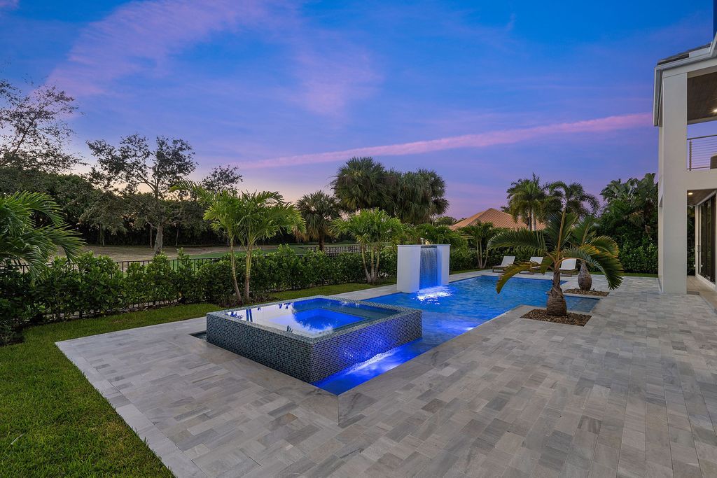 The Home in Boca Raton, a brand new modern estate in the world-renowned St. Andrew CC was designed by George Brewer Architect and decorated by Zelman Design is now available for sale. This home located at 17192 Northway Cir, Boca Raton, Florida
