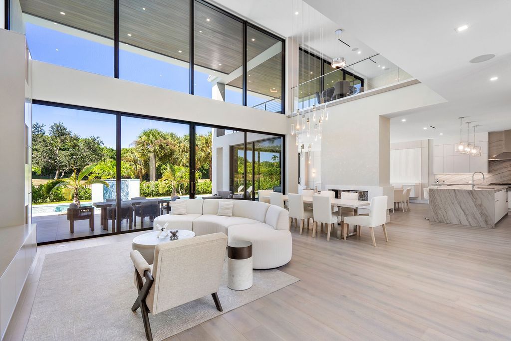 The Home in Boca Raton, a brand new modern estate in the world-renowned St. Andrew CC was designed by George Brewer Architect and decorated by Zelman Design is now available for sale. This home located at 17192 Northway Cir, Boca Raton, Florida