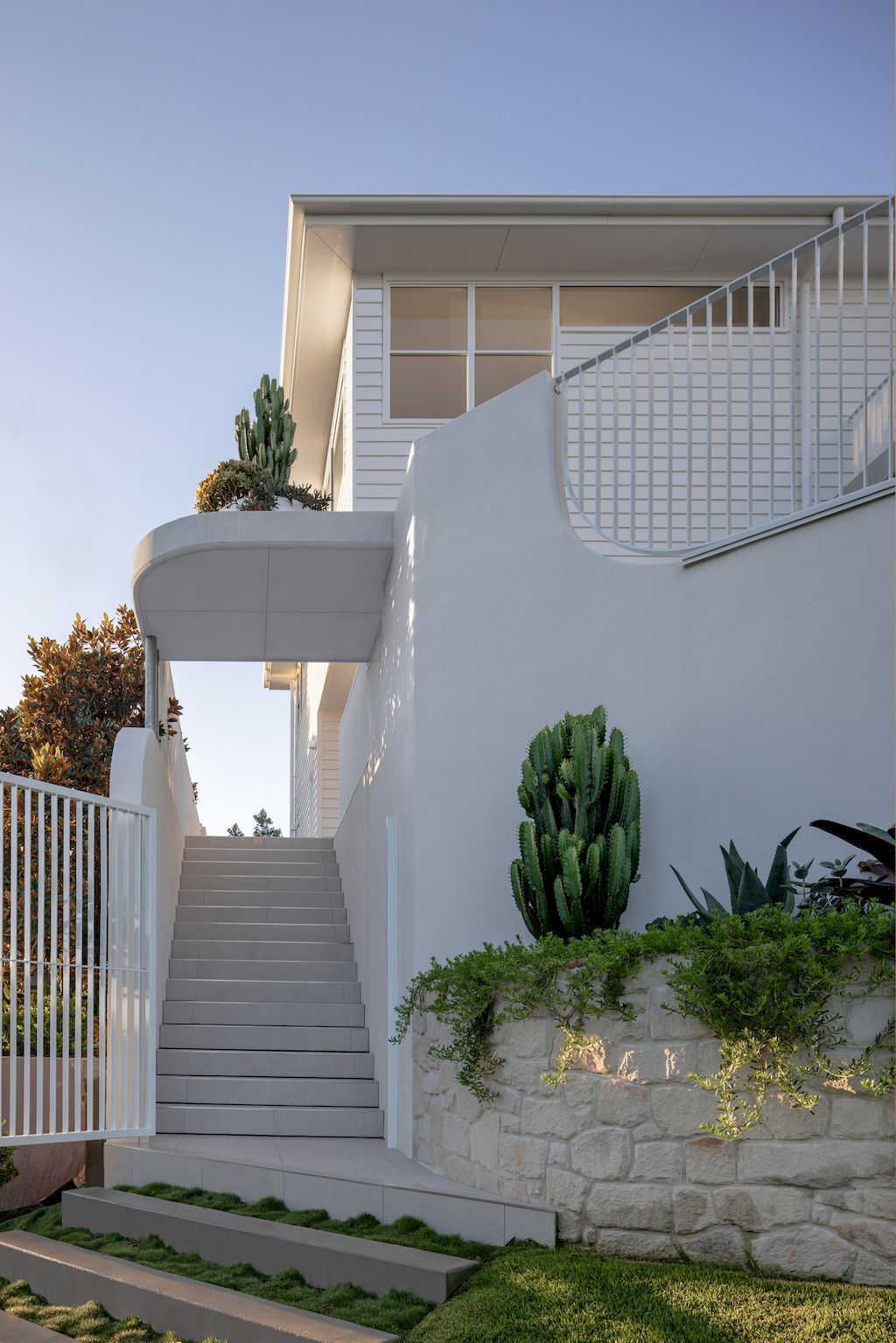 Clare House, a Prominent Luxurious White Home by Invilla Architecture