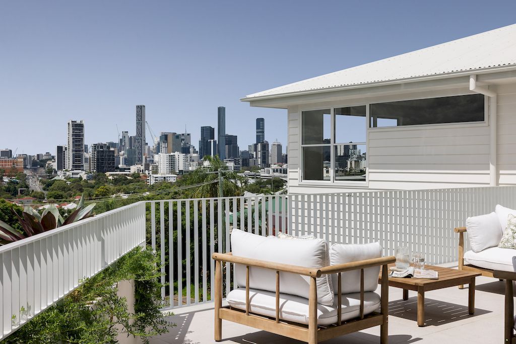 Clare House, a Prominent Luxurious White Home by Invilla Architecture