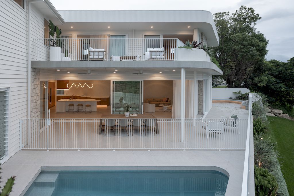 Clare House, a Prominent Luxurious White Home by Invilla Architecture