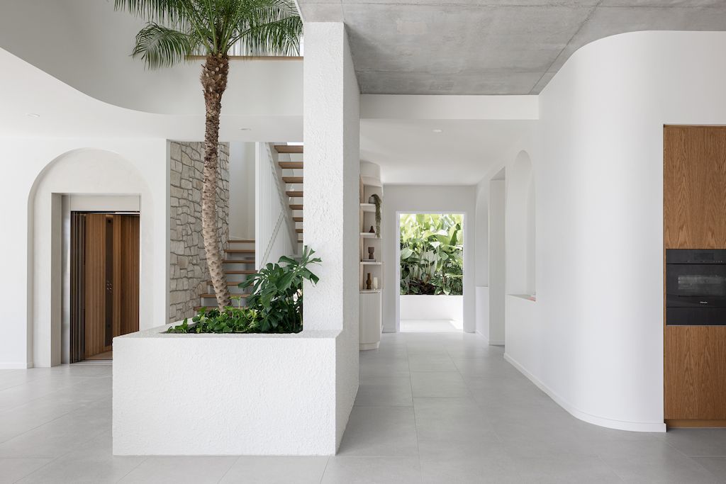 Clare House a Prominent Luxurious White Home by Invilla Architecture 7