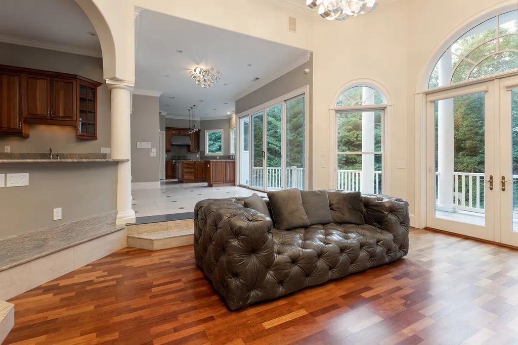 The Residence in Asheville is carefully considered and thoughtfully planned with plenty of entertaining spaces, now available for sale. This home located at 18 Cedar Hill Dr, Asheville, North Carolina