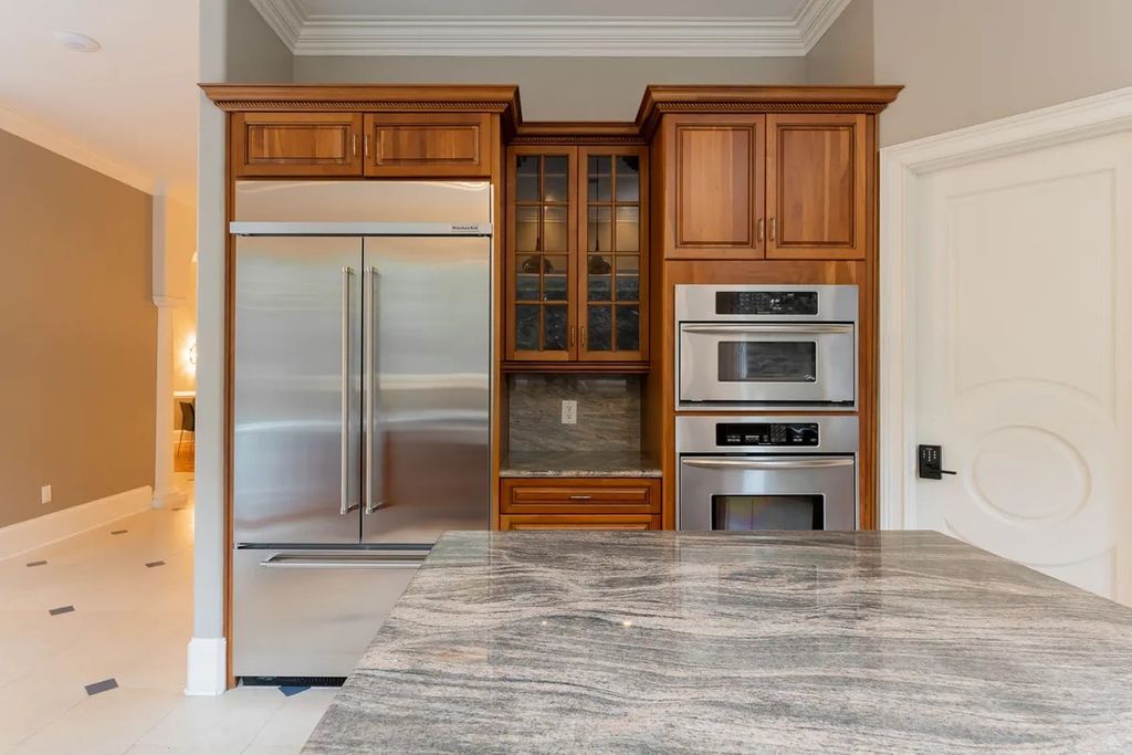 The Residence in Asheville is carefully considered and thoughtfully planned with plenty of entertaining spaces, now available for sale. This home located at 18 Cedar Hill Dr, Asheville, North Carolina