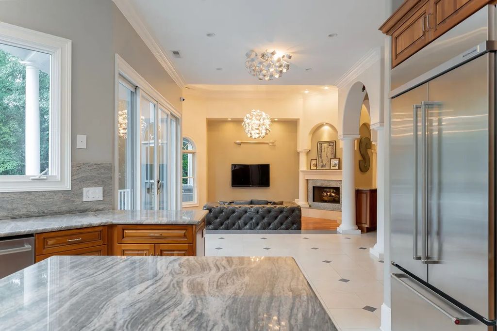 The Residence in Asheville is carefully considered and thoughtfully planned with plenty of entertaining spaces, now available for sale. This home located at 18 Cedar Hill Dr, Asheville, North Carolina
