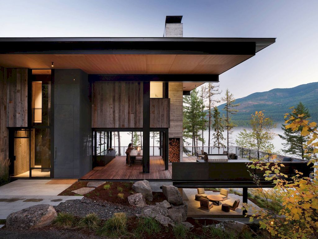Dragonfly House, a Wonderful Indoor - Outdoor House by Olson Kundig