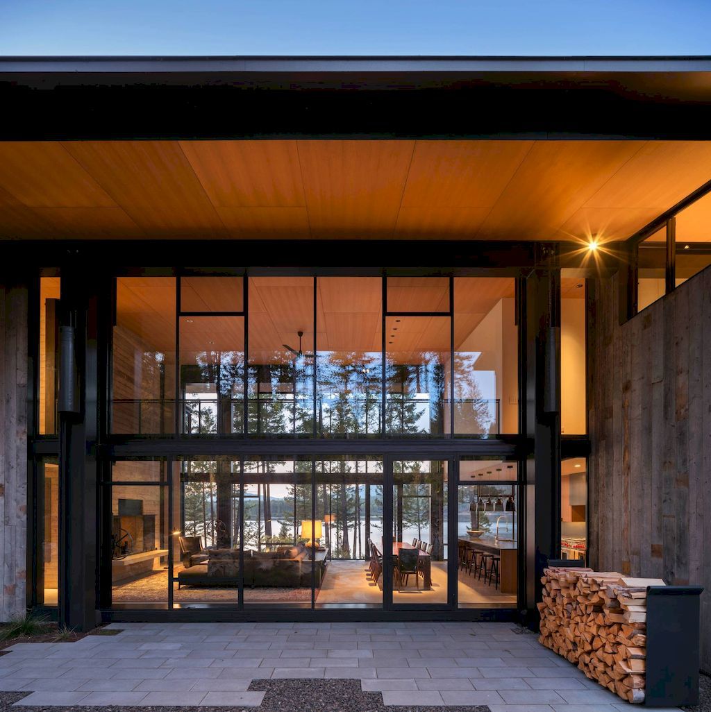 Dragonfly House, a Wonderful Indoor - Outdoor House by Olson Kundig