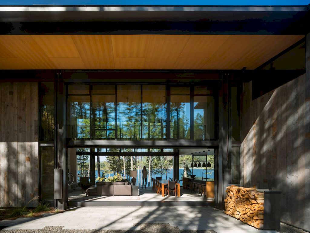 Dragonfly House, a Wonderful Indoor - Outdoor House by Olson Kundig