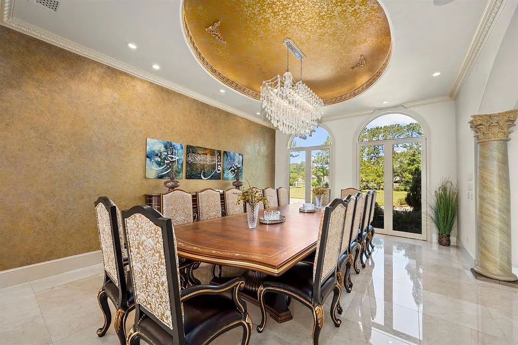 The Estate in Friendswood, an exceptional Mediterranean home with a breathtaking resort style backyard on 5 private wooded acres located along one of Friendswood’s most coveted streets is now available for sale. This home located at 10B Wilderness Trl, Friendswood, Texas