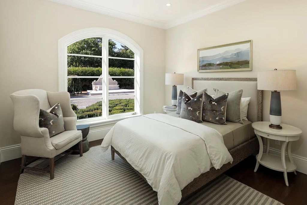 54 Mulberry Ln, Atherton, California is meticulously maintained estate sits on over an acre of level, flat grounds and positioned on the lot to capture abundant light throughout the day.