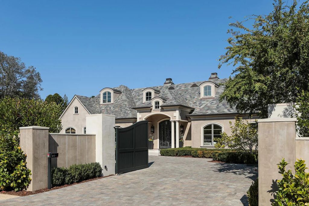 54 Mulberry Ln, Atherton, California is meticulously maintained estate sits on over an acre of level, flat grounds and positioned on the lot to capture abundant light throughout the day.