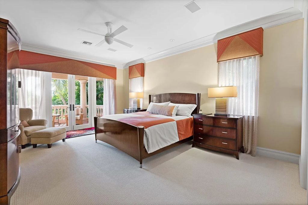 The Estate in Jupiter, an intracoastal masterpiece in The Club of Admirals Cove was executed by the talents of the design team of Affiniti Architechts, Parker-Yannette Landscape, Decorators Unlimited and Turtle Beach Construction is now available for sale. This home located at 192 Spyglass Ct, Jupiter, Florida