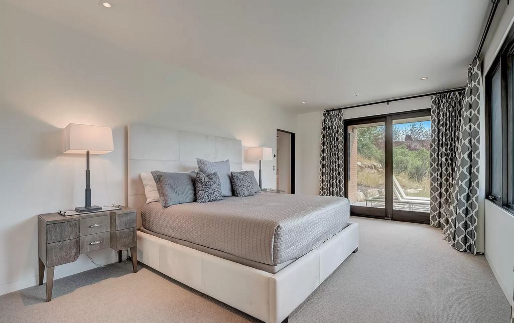 The Estate in Park City is a luxurious home that will exceed your expectations at every opportunity now available for sale. This home located at 725 Mellow Mountain Rd, Park City, Utah; offering 05 bedrooms and 07 bathrooms with 6,467 square feet of living spaces.