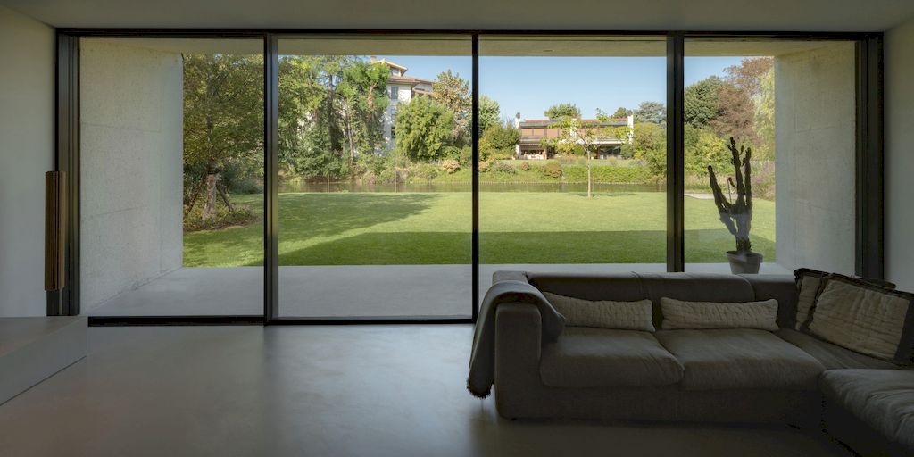 House in the Riverside, Nice Renovation by MACHINA Architetti Associati