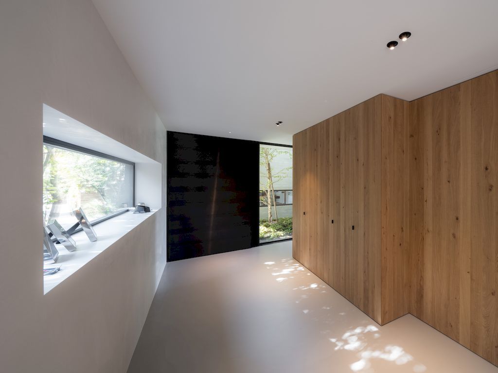 House in the Riverside Nice Renovation by MACHINA Architetti Associati 21