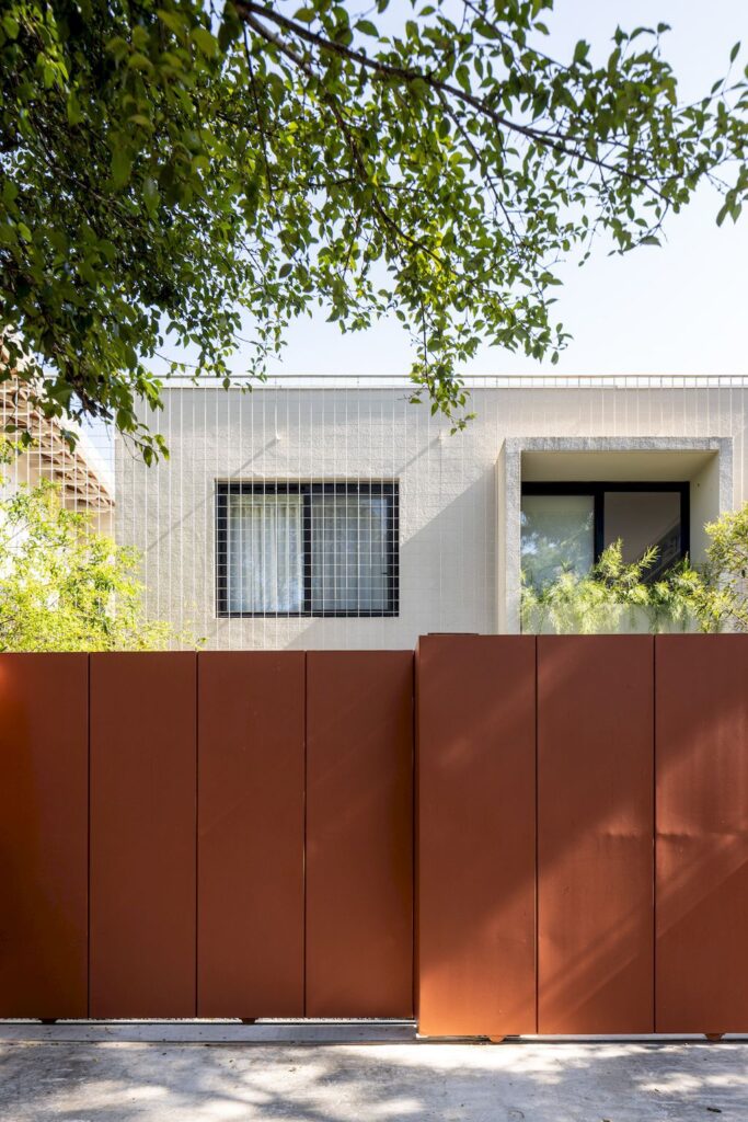 Jardim America House with a Unique Identity by TODOS Arquitetura 22