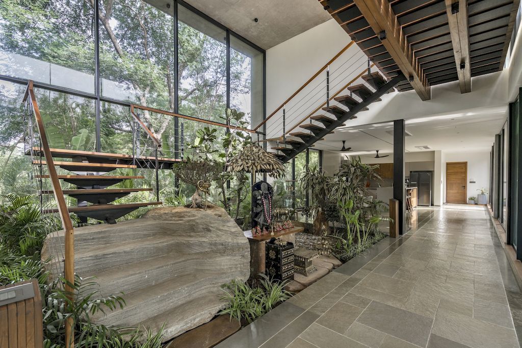 Kalrav Villa with Unique Design Inspired by Nature by VPA Architects