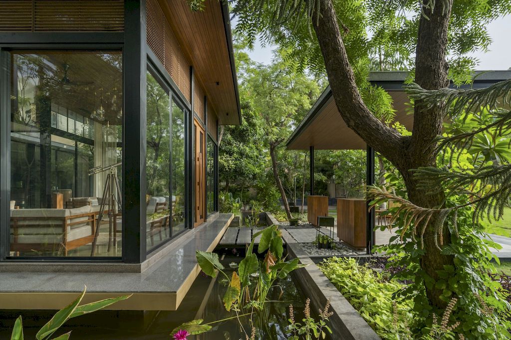 Kalrav Villa with Unique Design Inspired by Nature by VPA Architects