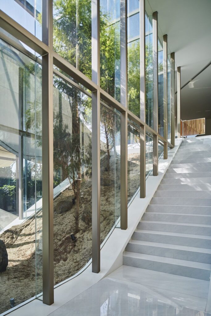 Melt House a Modern looking House with Feng Shui element by RDMA 14