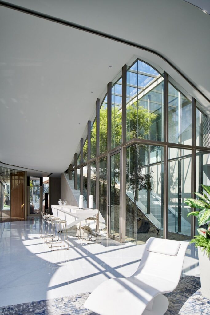 Melt House a Modern looking House with Feng Shui element by RDMA 18