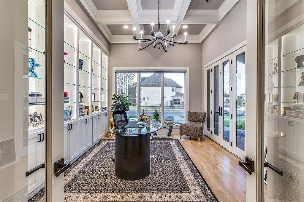 The Home in Frisco, a gorgeous corner lot residence in the heart of Frisco Hills of Kingwood gated community with spacious living areas, gourmet kitchen, spacious rooms, decorative lighting, media room, game room, vaulted ceilings is now available for sale. This house located at 1784 Hidalgo Ln, Frisco, Texas