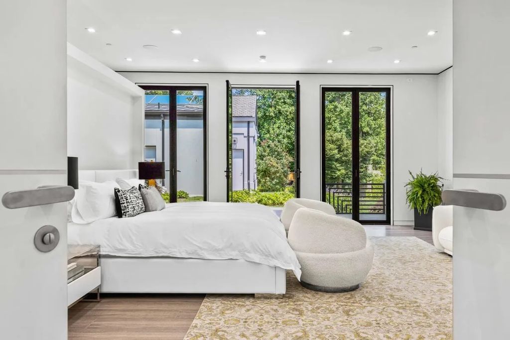 The House in Bethesda is one of those truly special homes where not a single detail has been overlooked, now available for sale. This home located at 8801 Fernwood Rd, Bethesda, Maryland