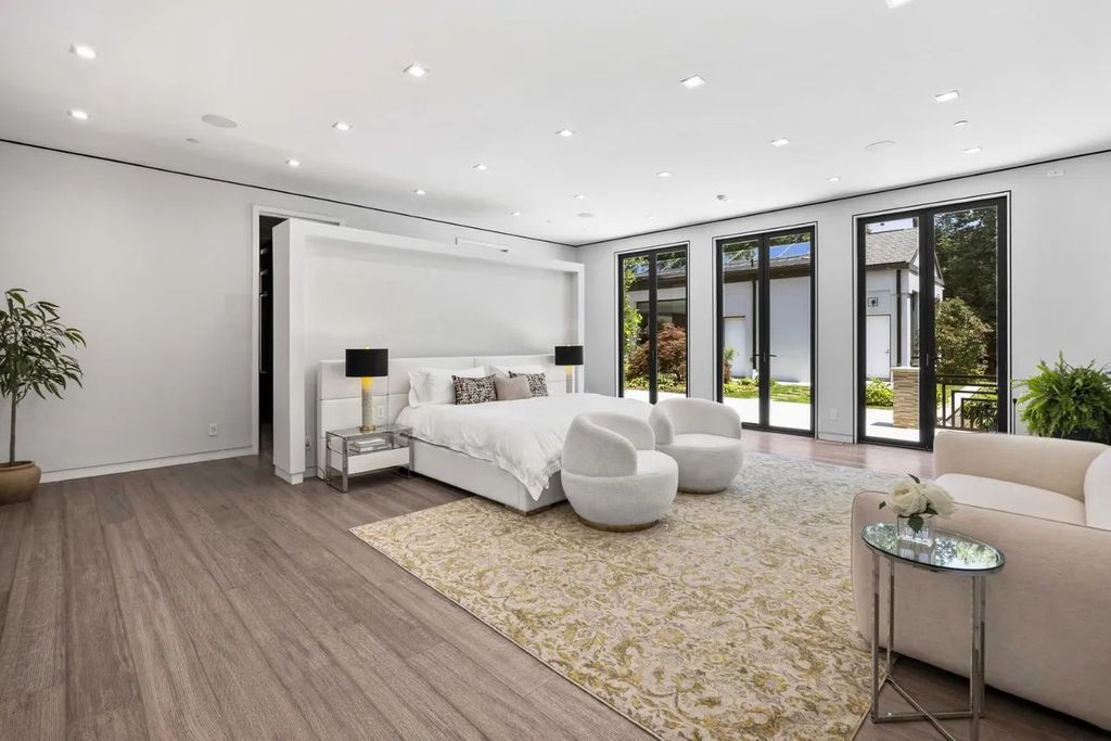 The House in Bethesda is one of those truly special homes where not a single detail has been overlooked, now available for sale. This home located at 8801 Fernwood Rd, Bethesda, Maryland