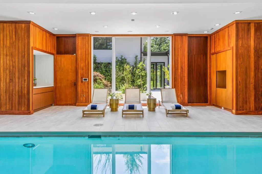The House in Bethesda is one of those truly special homes where not a single detail has been overlooked, now available for sale. This home located at 8801 Fernwood Rd, Bethesda, Maryland