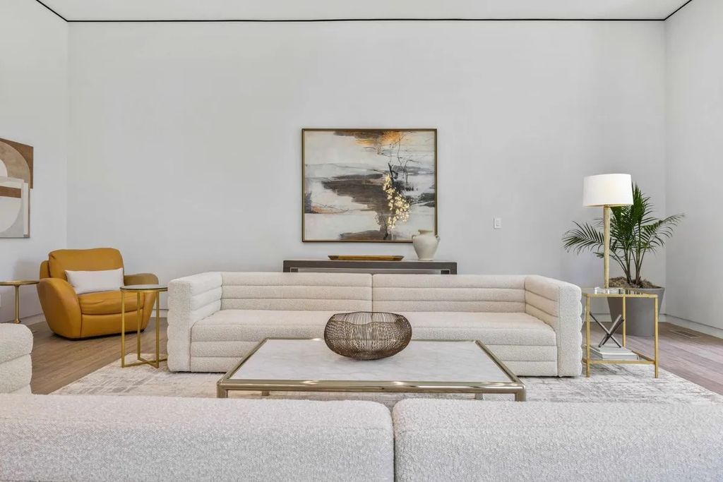 The House in Bethesda is one of those truly special homes where not a single detail has been overlooked, now available for sale. This home located at 8801 Fernwood Rd, Bethesda, Maryland